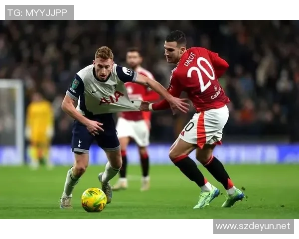 热刺与曼联巅峰对决前瞻分析谁将赢得这场激烈较量的胜利 热刺与曼联巅峰对决前瞻分析谁将赢得这场激烈较量的胜利